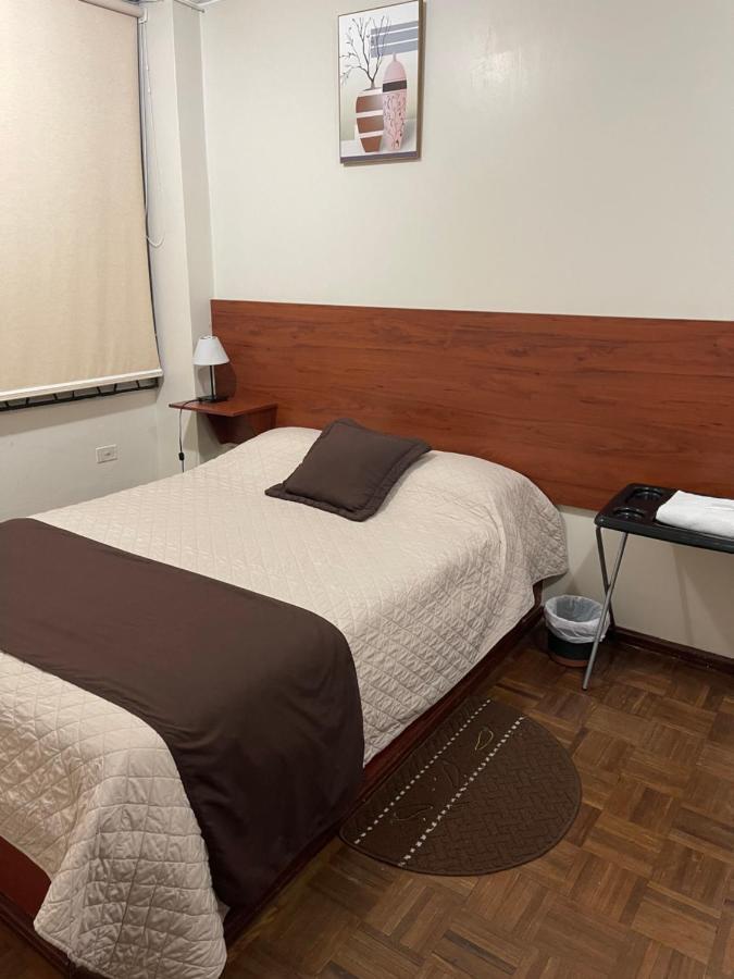 Hotel Bacastell Кіто Екстер'єр фото
