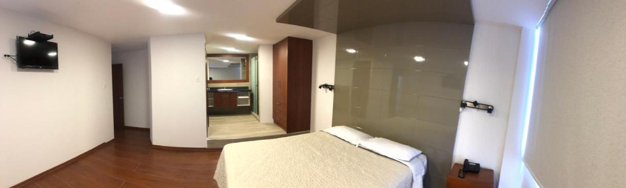 Hotel Bacastell Кіто Екстер'єр фото